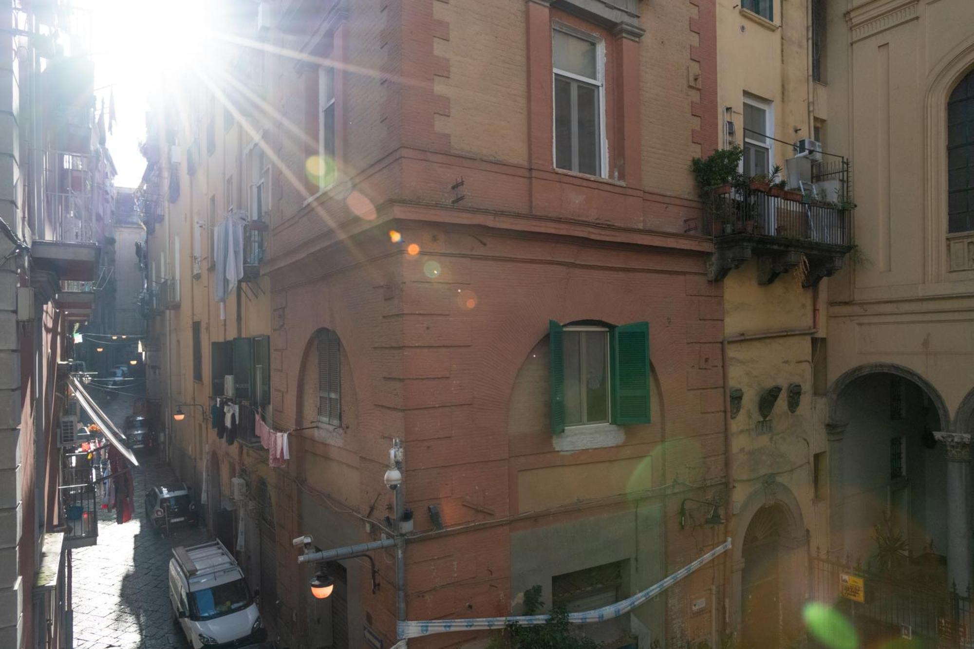 Vistavicolo * Naples
